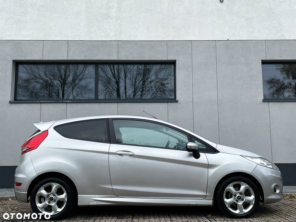 Ford Fiesta 1.6 Sport - 5
