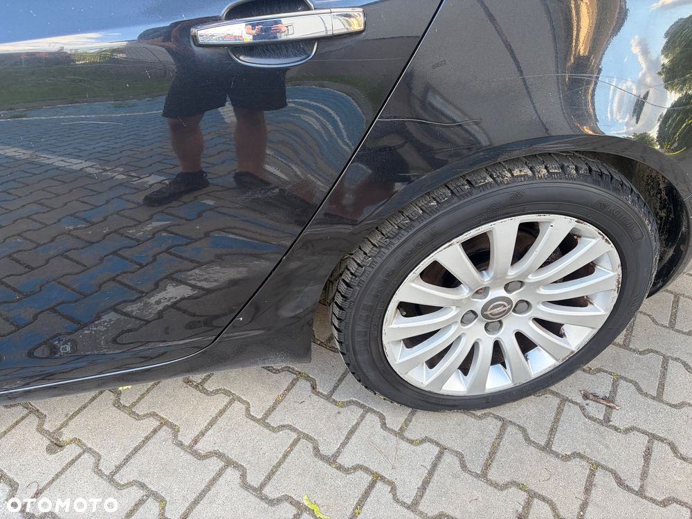Opel Insignia - 10