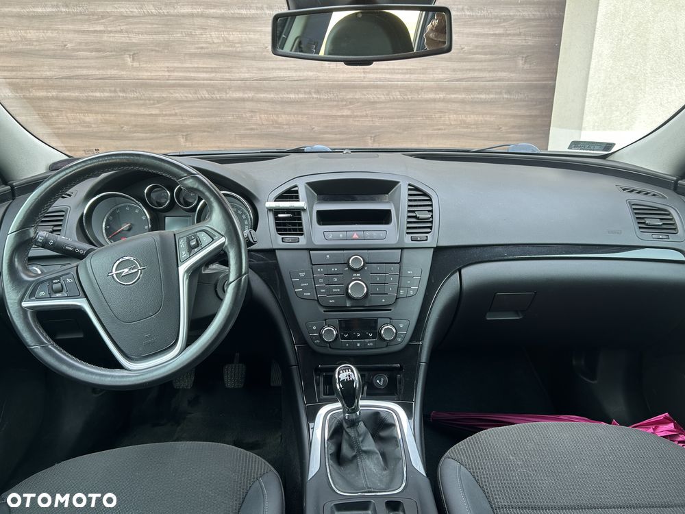 Opel Insignia 2.0 Turbo - 6