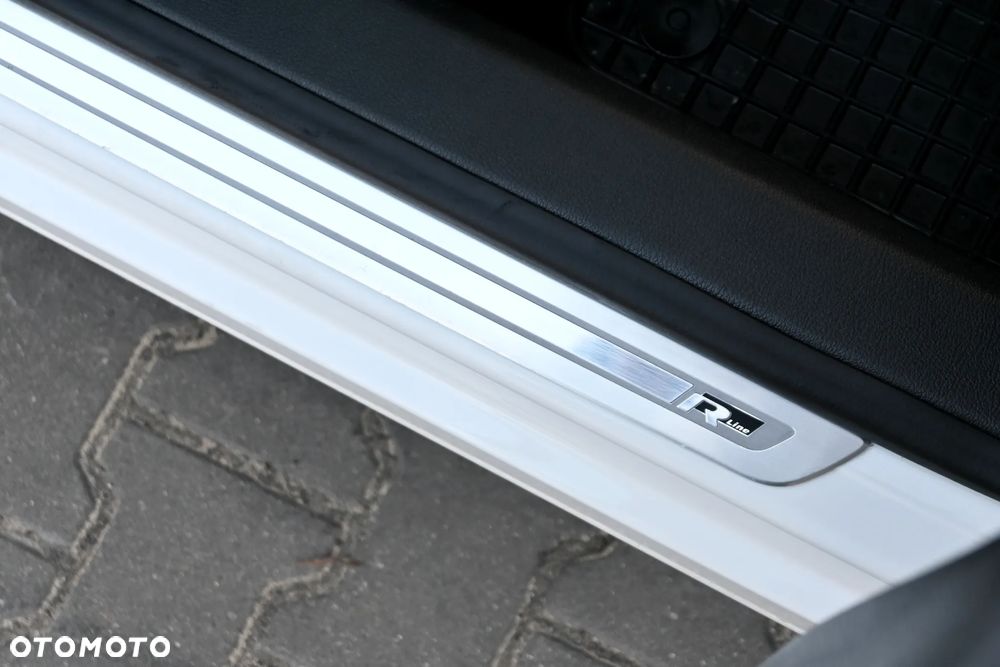 Volkswagen Tiguan 2.0 TDI 4Mot R-Style DSG - 36