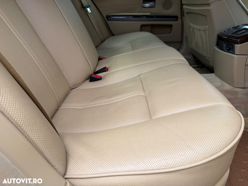 BMW Seria 7 730d A - 27