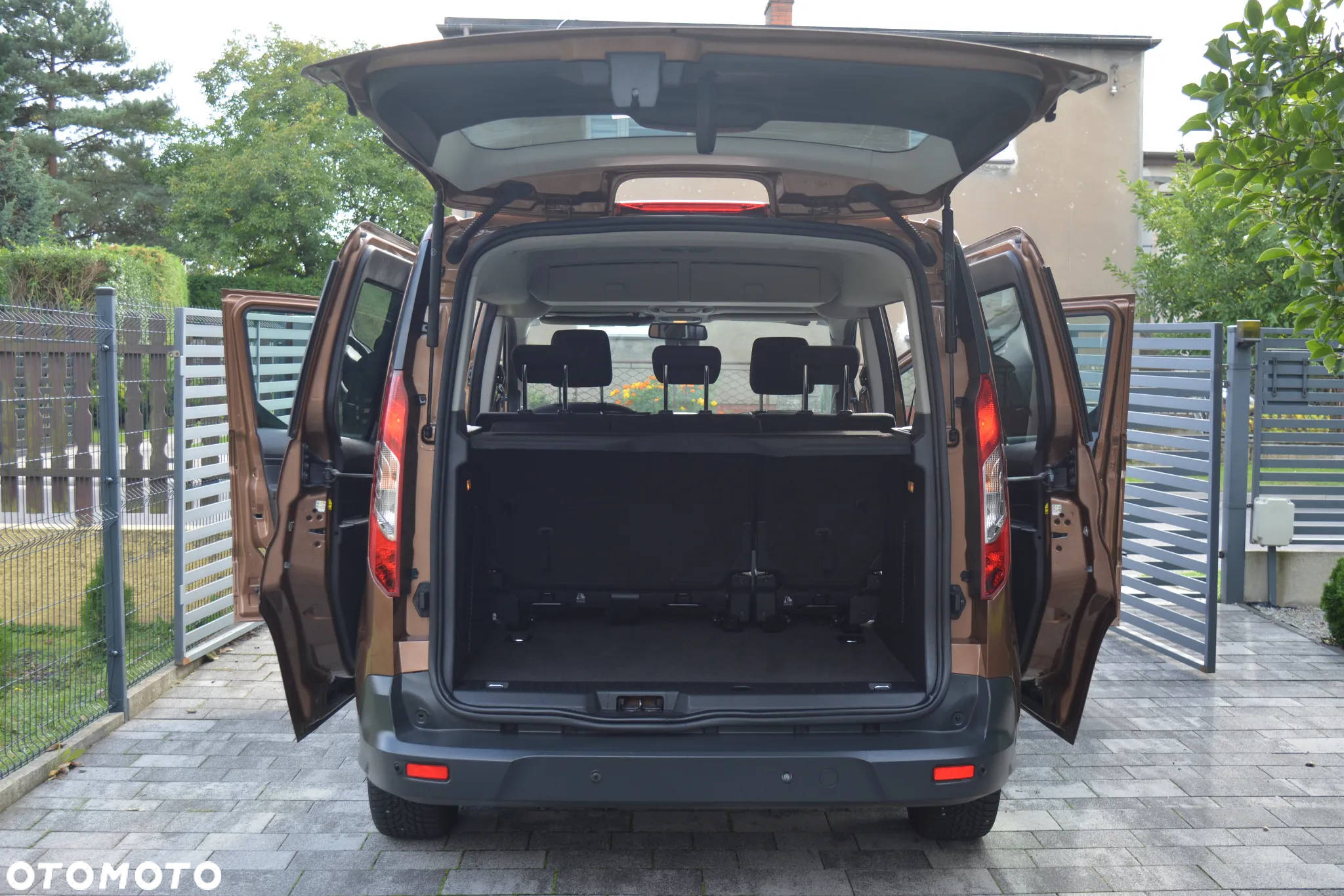 Ford Tourneo Connect 1.0 EcoBoost Start-Stop Titanium - 31
