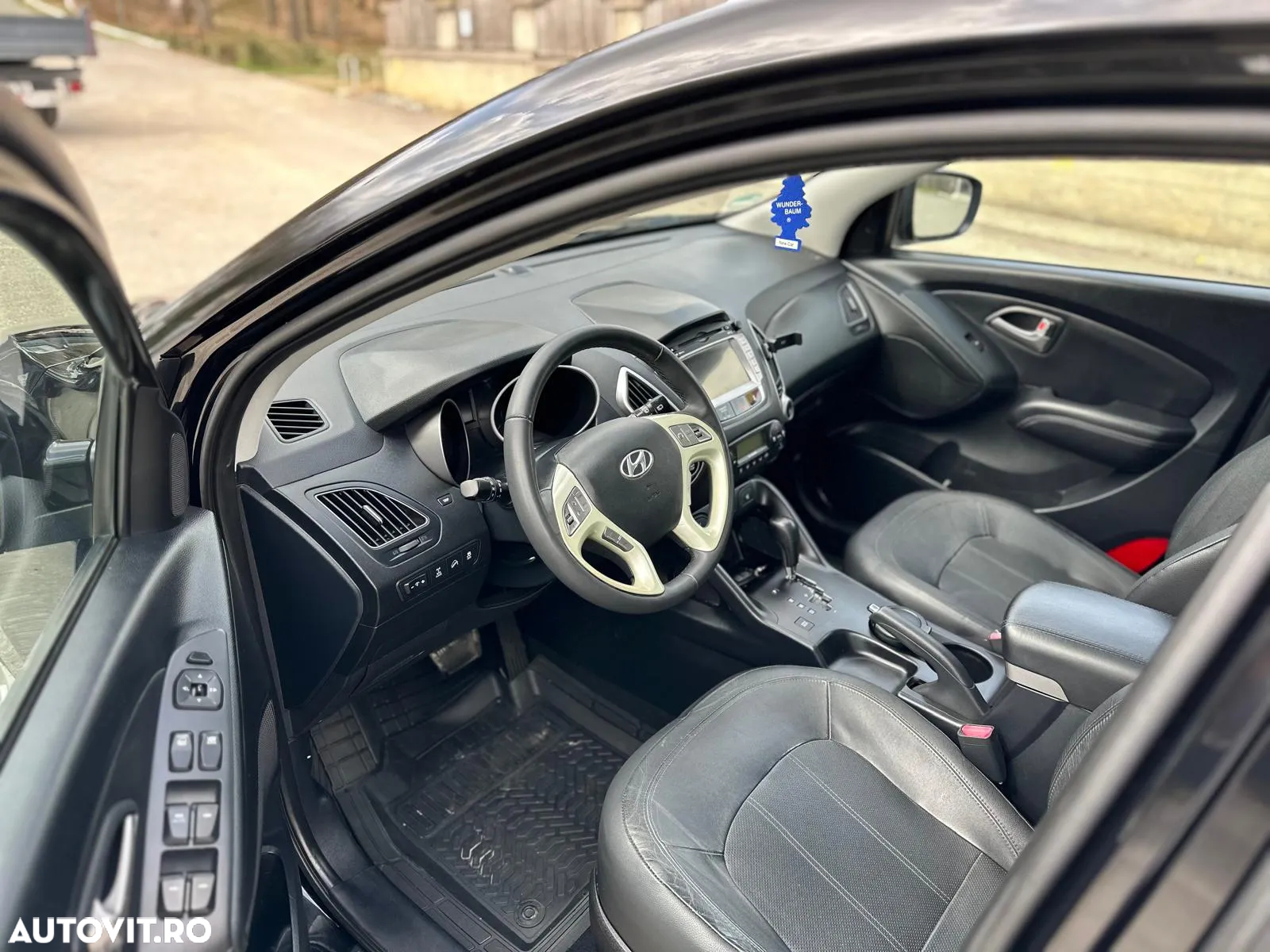 Hyundai ix35 2.0 CRDI 4WD Automatik Luxury - 4