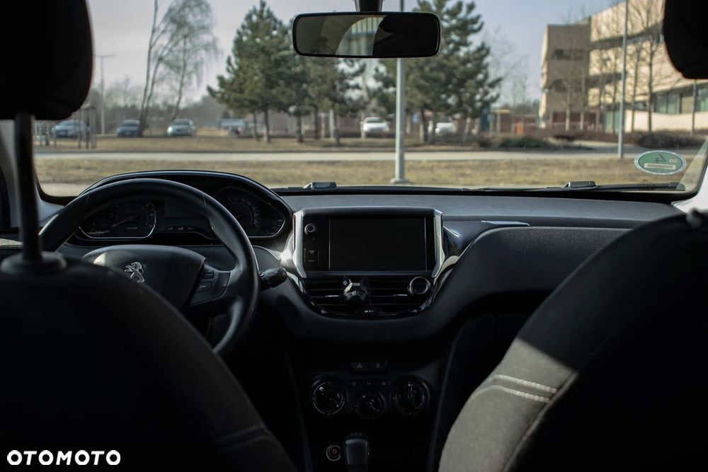 Peugeot 208 1.2 PureTech Active - 6