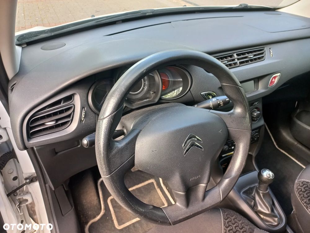 Citroën C3 1.4 HDi First - 8