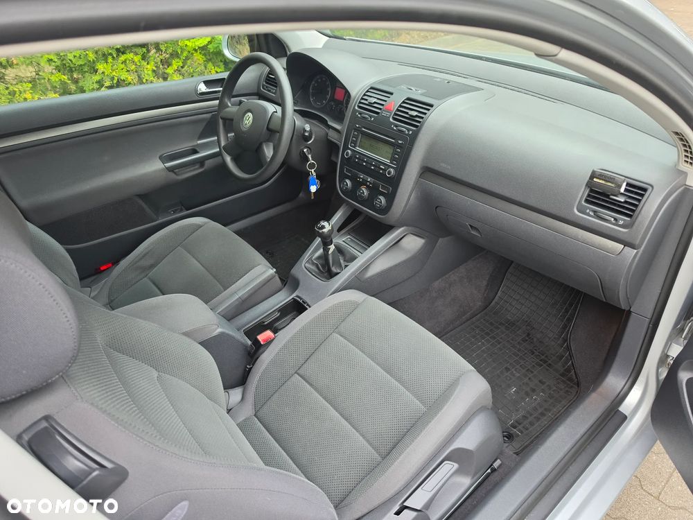 Volkswagen Golf 1.6 Sportline - 4