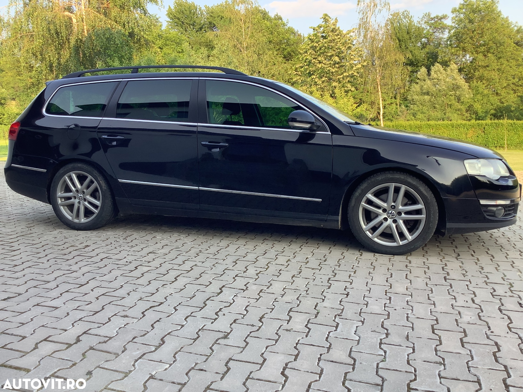 Volkswagen Passat - 25