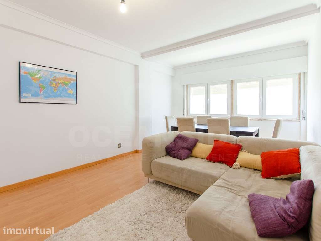 T3 remodelado na Medrosa, Oeiras - Grande imagem: 4/37