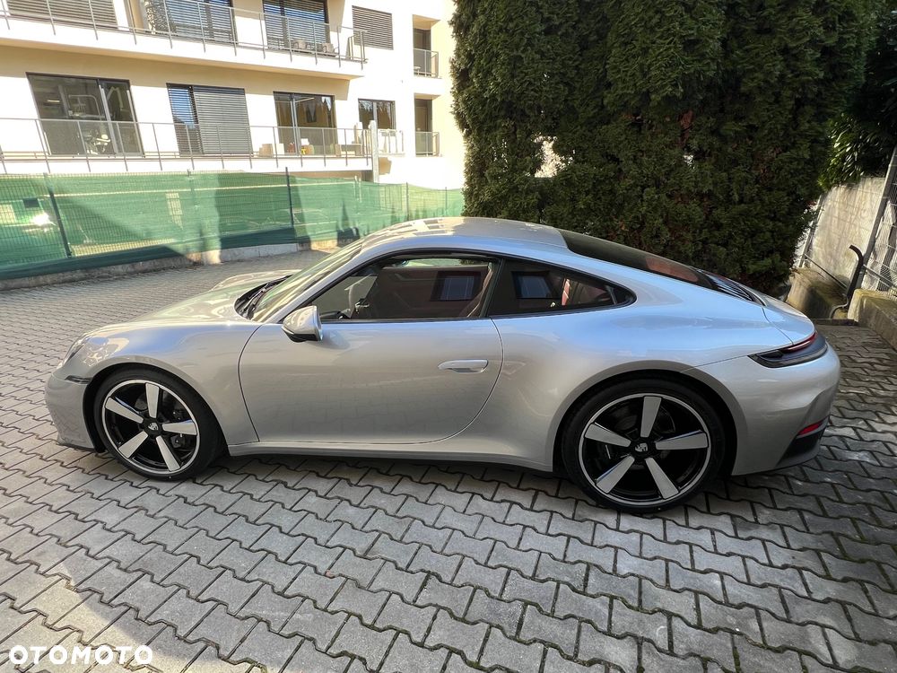 Porsche 911 - 12