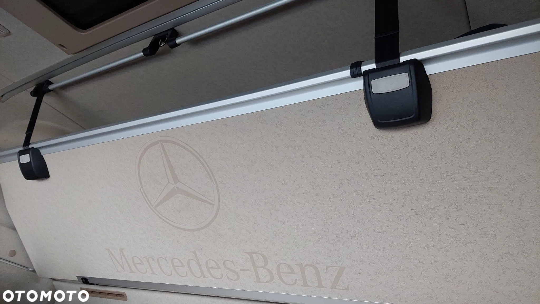 Mercedes-Benz Actros - 10