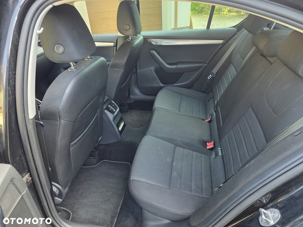Skoda Octavia 2.0 TDI Style - 10