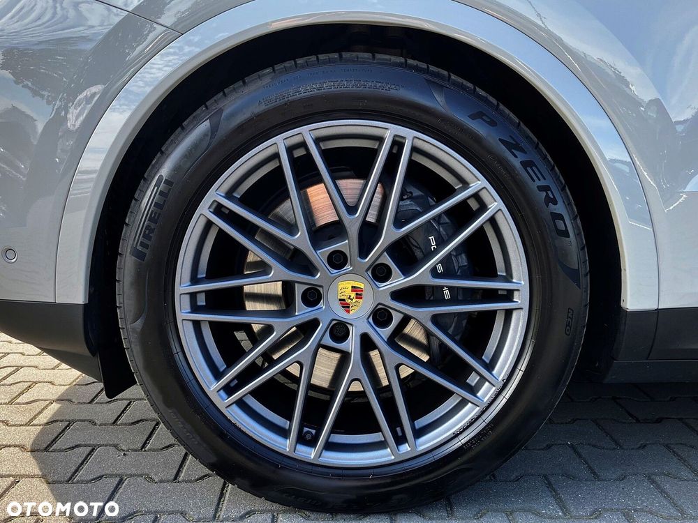 Porsche Cayenne - 11