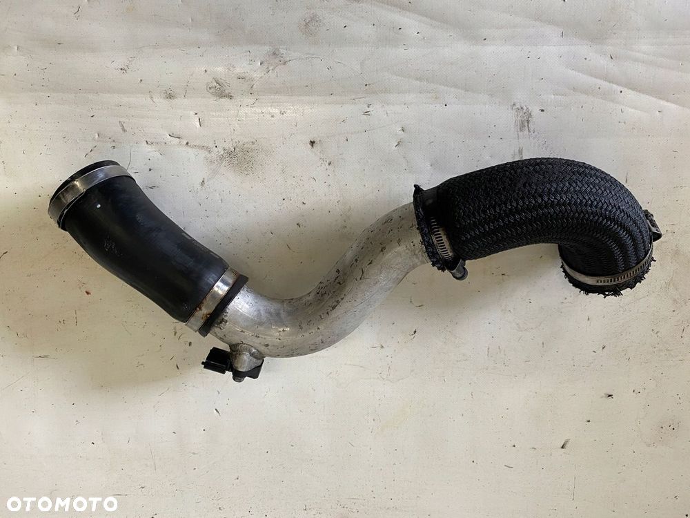 PRZEWÓD INTERCOOLERA DOLNY SPORTAGE III 2.0 CRDI 28264-2F450 28263-2F450 - 2