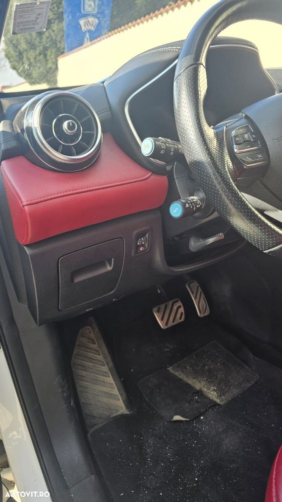 MG EHS 1.5T-GDI Luxury - 18
