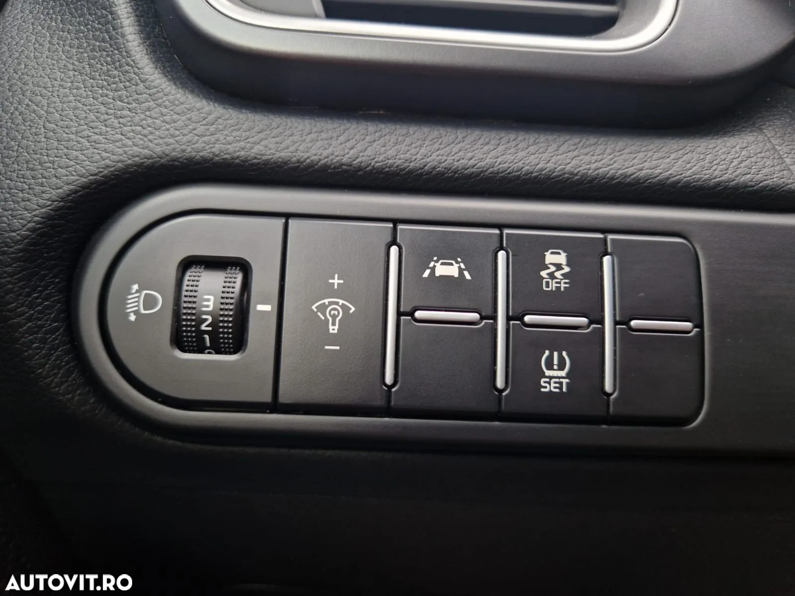 Kia XCeed 1.5 T-GDI 7DCT City+ - 21