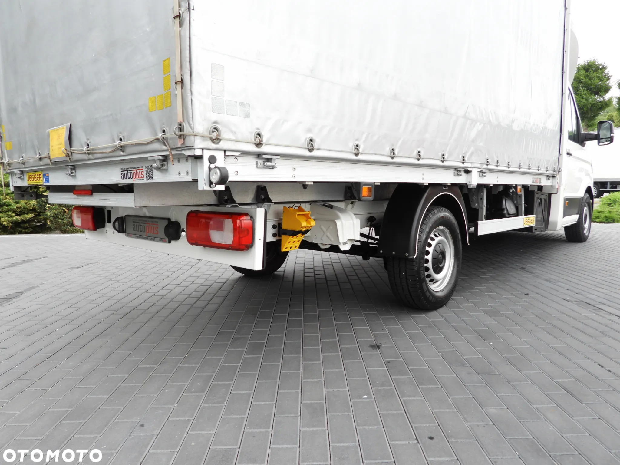Volkswagen CRAFTER  PLANDEKA 8 PALET WEBASTO TEMPOMAT LEDY KLIMATYZACJA 180KM [ 044025 ] - 23
