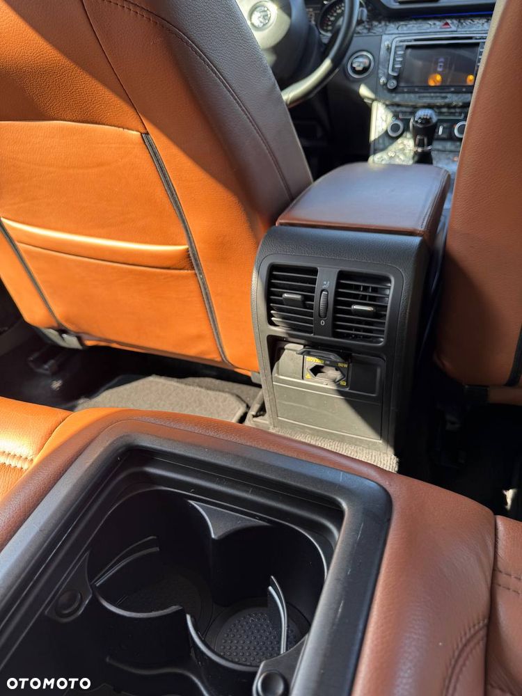 Volkswagen Passat 1.8 TSI Sportline - 18