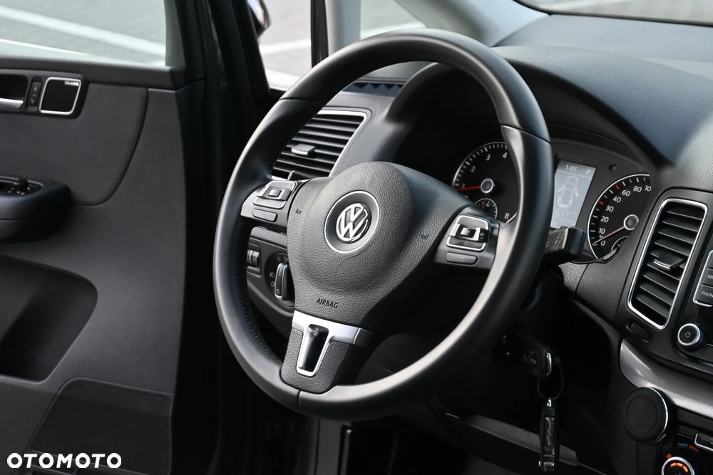 Volkswagen Sharan 2.0 TSI DSG Highline - 23