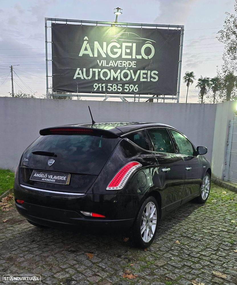 Lancia Delta 1.6 M-Jet Platinum - 4
