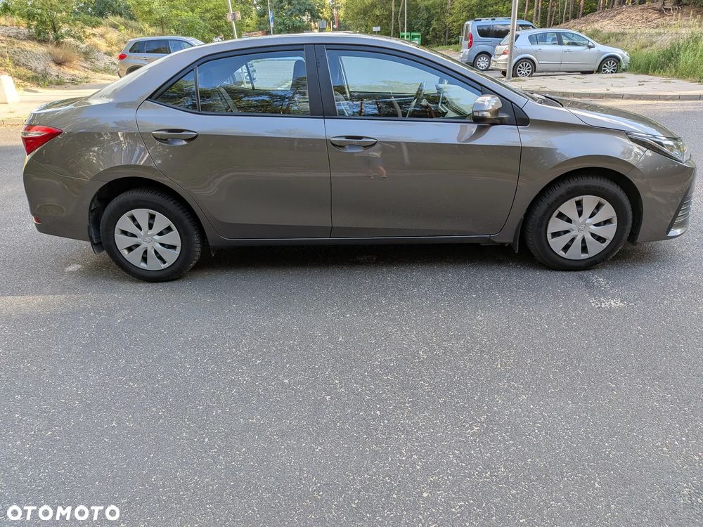 Toyota Corolla 1.33 Active EU6 - 16