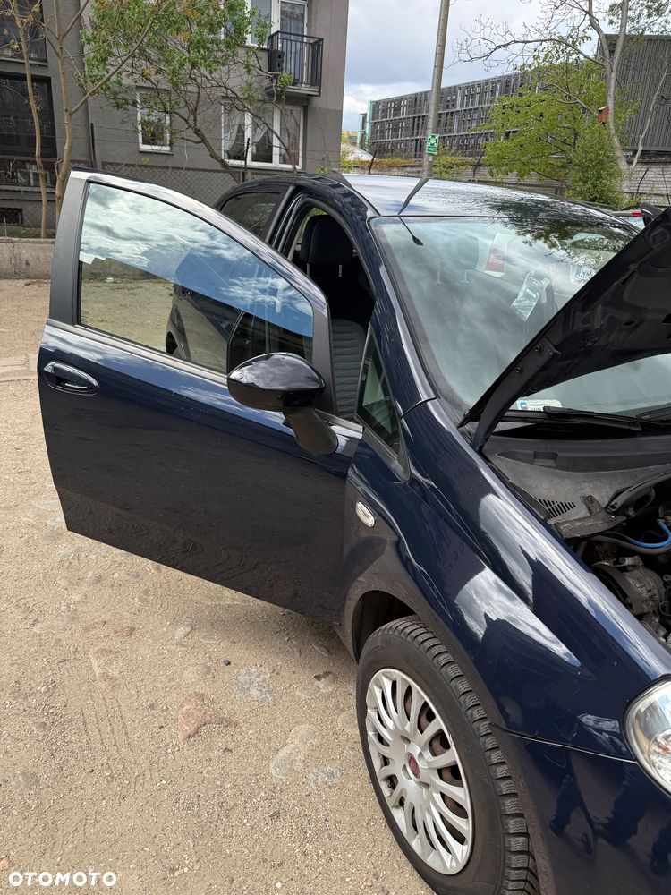 Fiat Punto 1.2 8V - 5
