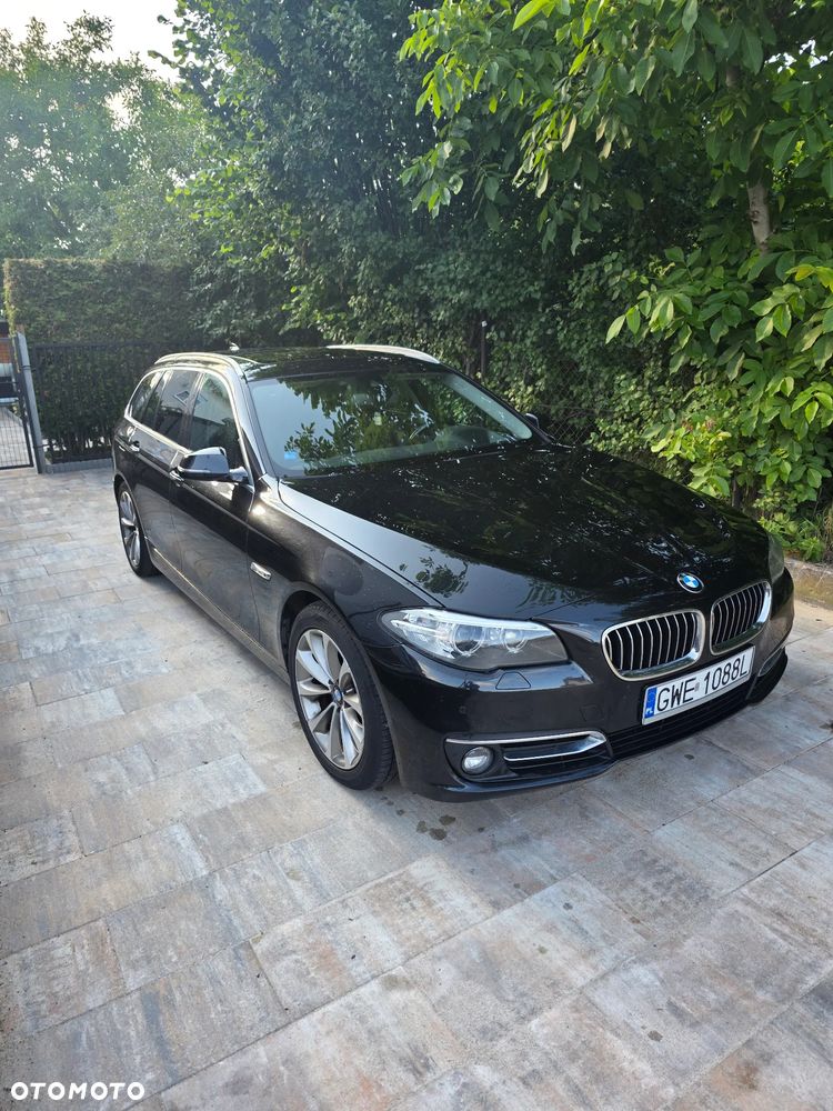 BMW Seria 5 520d xDrive Luxury Line - 1