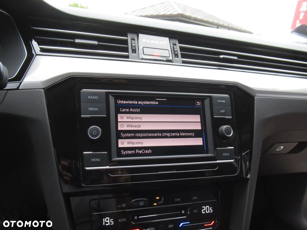 Volkswagen Passat 1.5 TSI EVO Business - 24