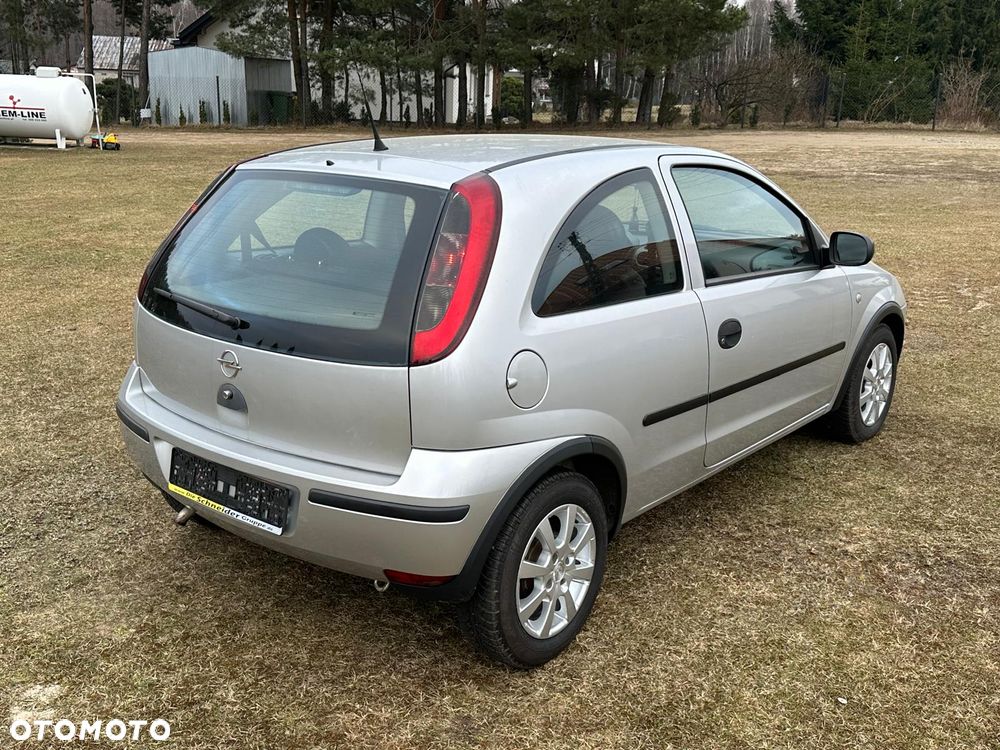 Opel Corsa - 8