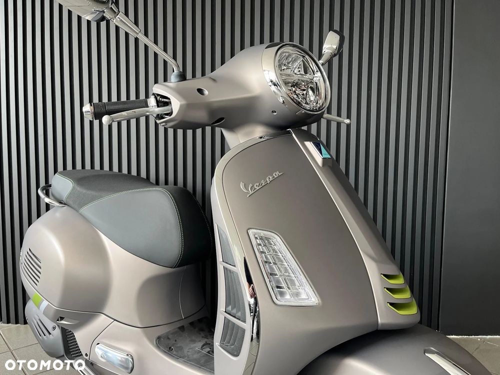 Vespa GTS - 5