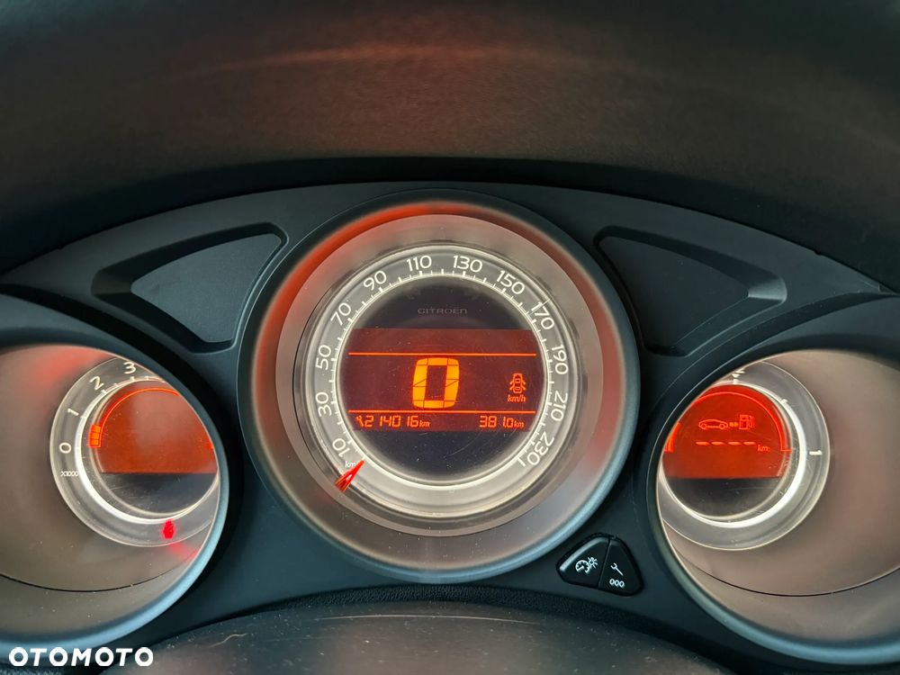 Citroën C4 VTi 95 Attraction - 32