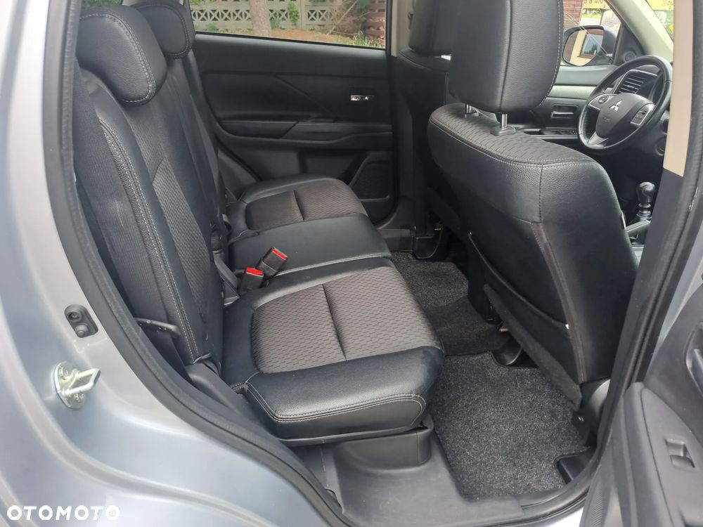 Mitsubishi Outlander 2.2 DI-D 4WD Diamant Edition - 8
