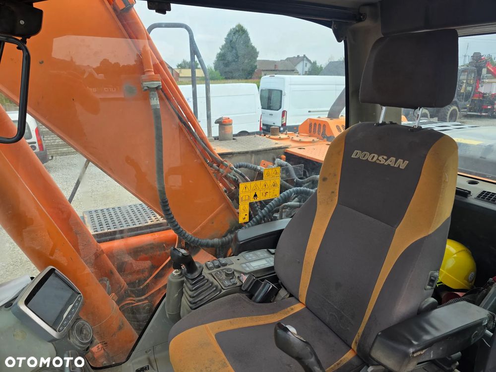Doosan DX 180LC-3, 2012 ROK - 17