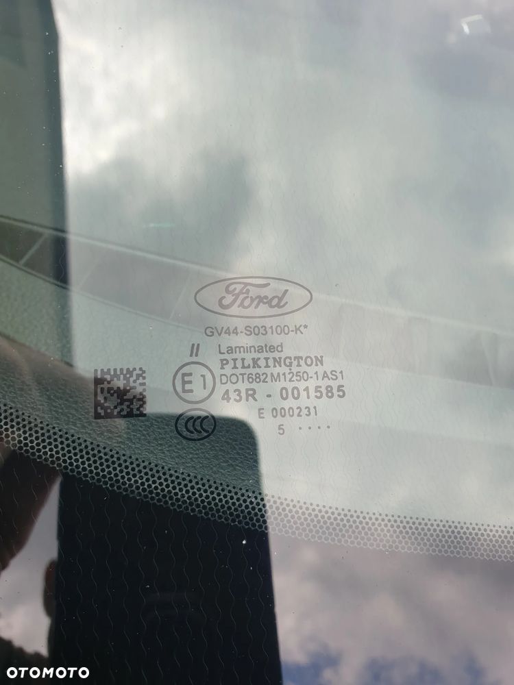 Ford Kuga 2.0 TDCi 4x4 Titanium - 41