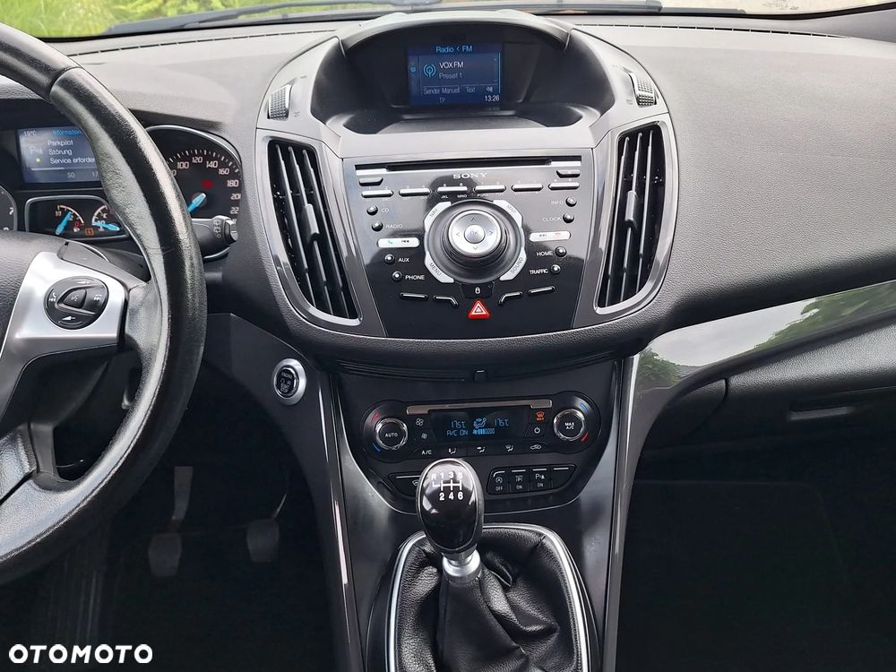 Ford Kuga 1.5 EcoBoost 2x4 Titanium - 21