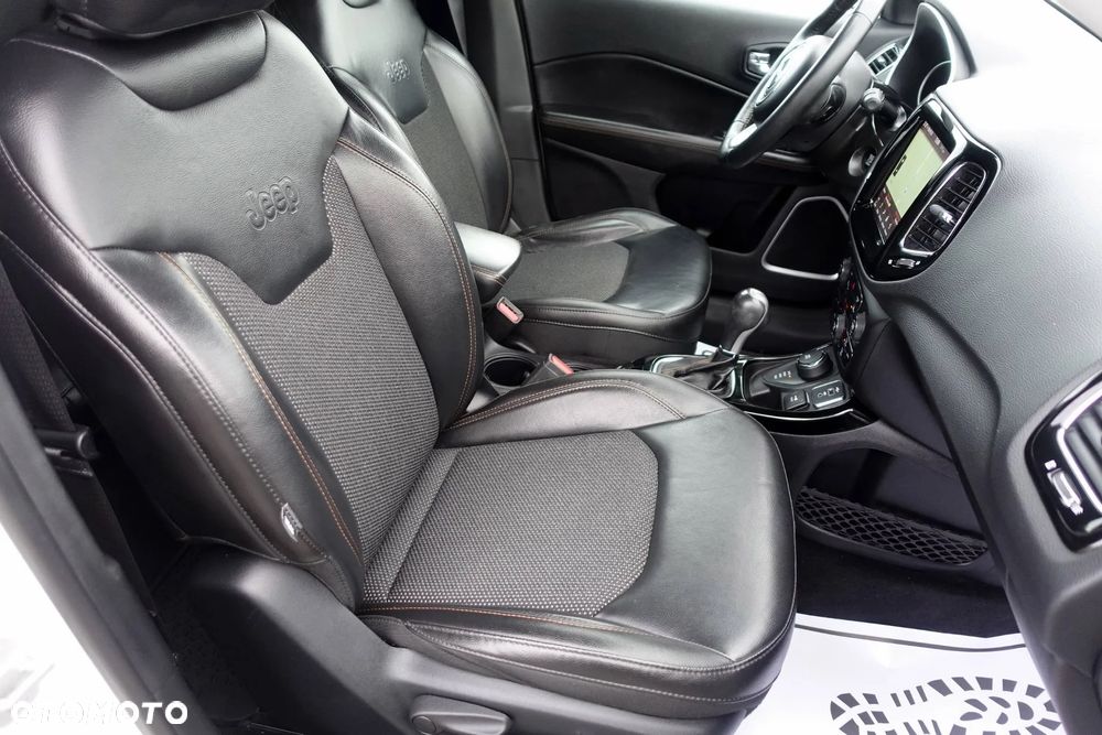 Jeep Compass 2.0 MJD Limited 4WD S&S - 12