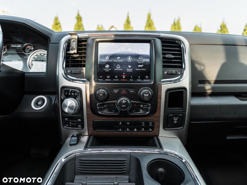 RAM 1500 - 21