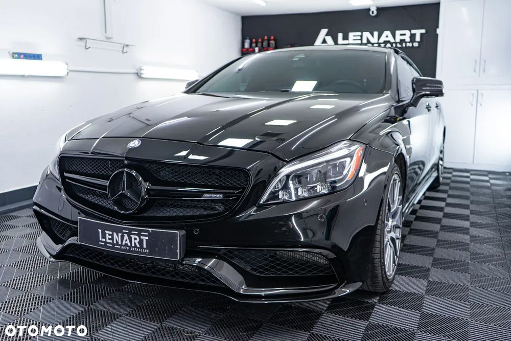 Mercedes-Benz CLS - 1