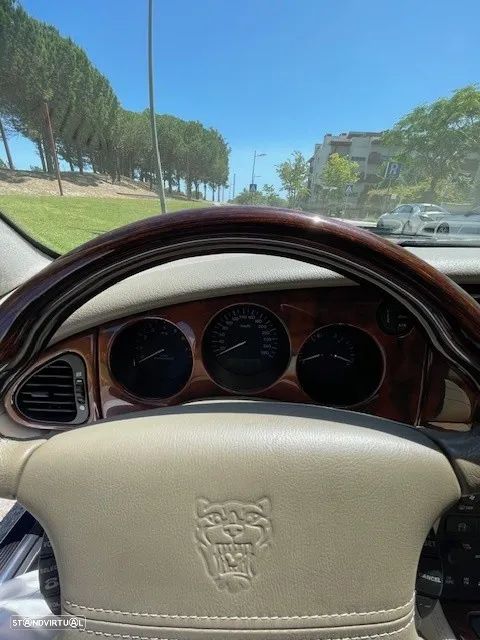 Jaguar XK XKR 4.2 Coupé SC - 10