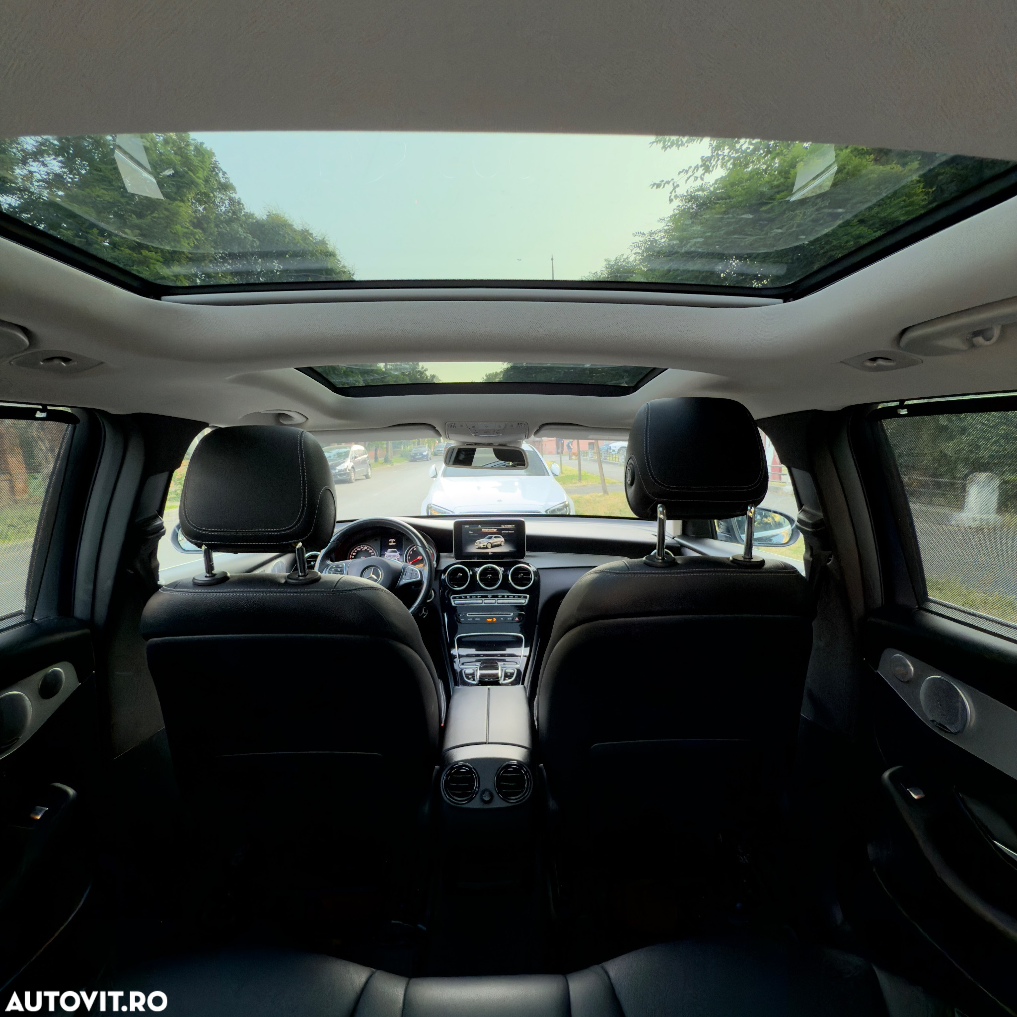 Mercedes-Benz GLC 250 4MATIC - 24
