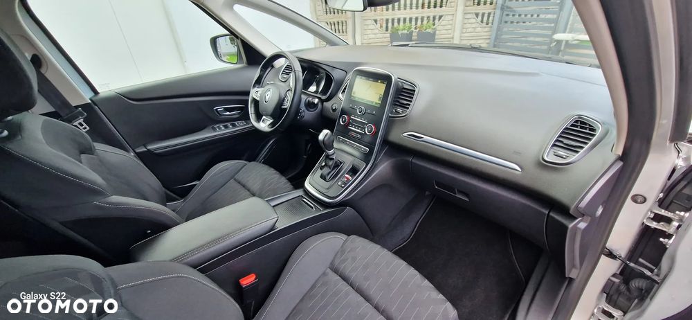 Renault Scenic ENERGY TCe 140 EDC LIMITED - 22