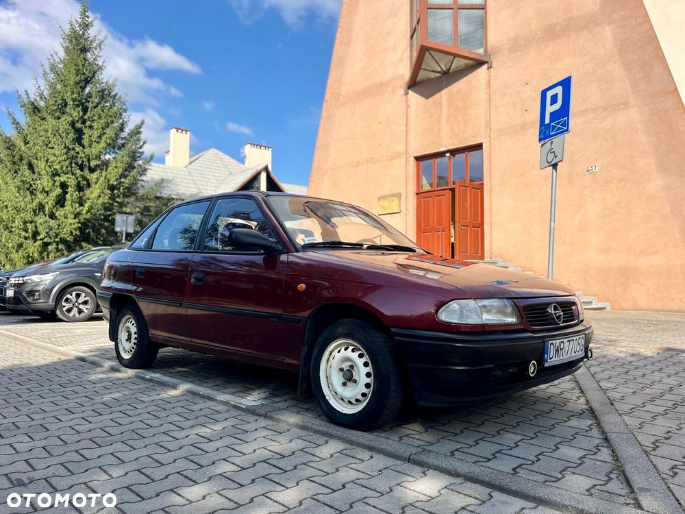 Opel Astra - 9