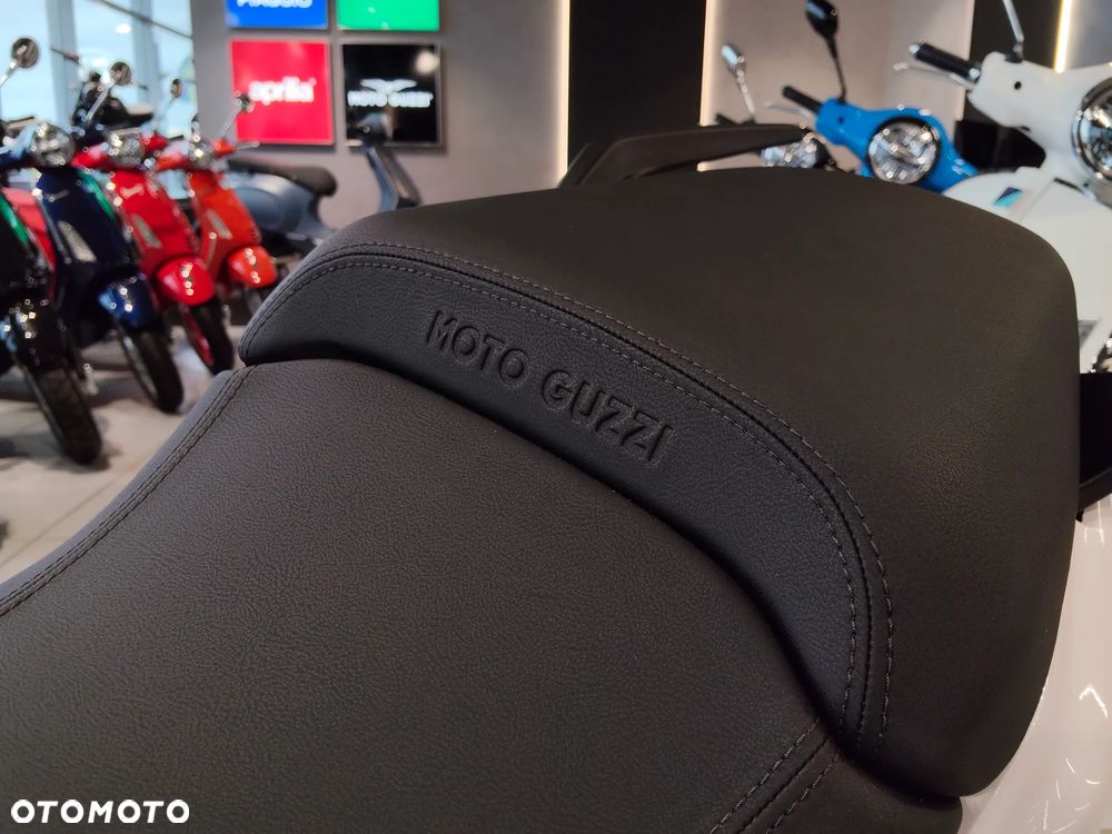 Moto Guzzi V100 Mandello - 16