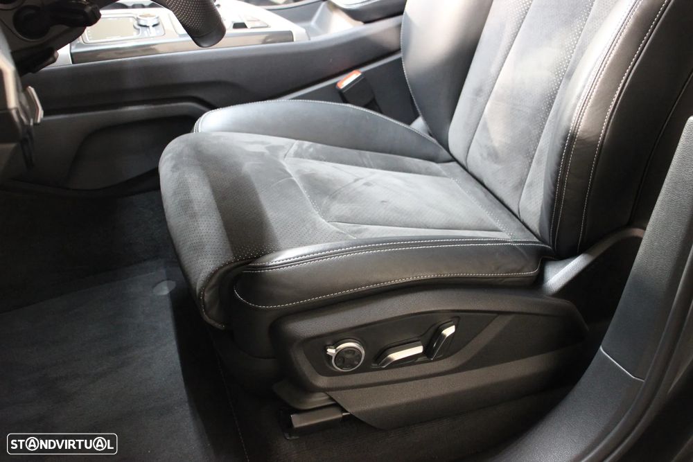 Audi Q7 3.0 TDI quattro S-line Tiptronic 7L - 10