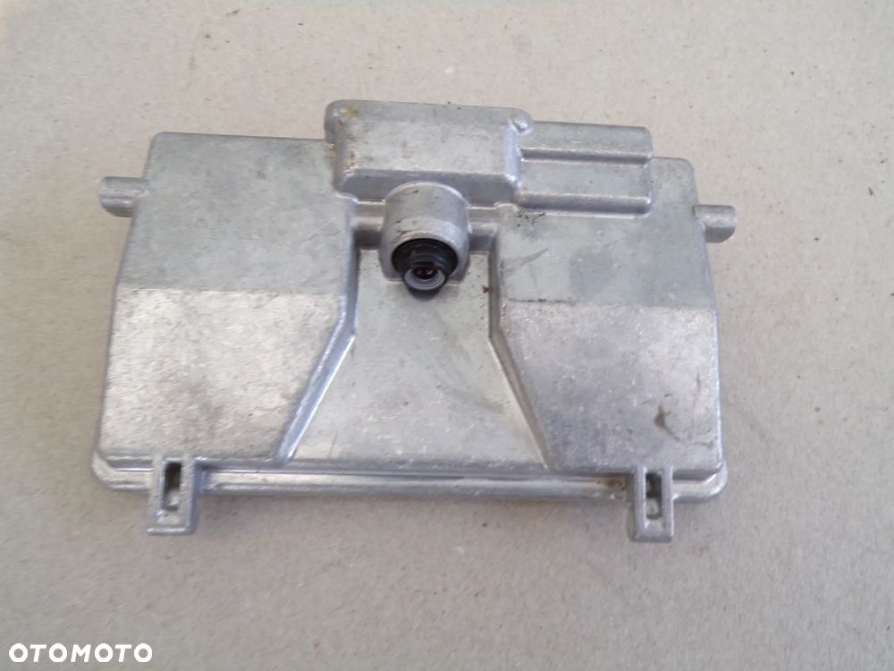 KAMERA ASYSTENT VOLKSWAGEN AUDI SKODA 3Q0980654S - 1