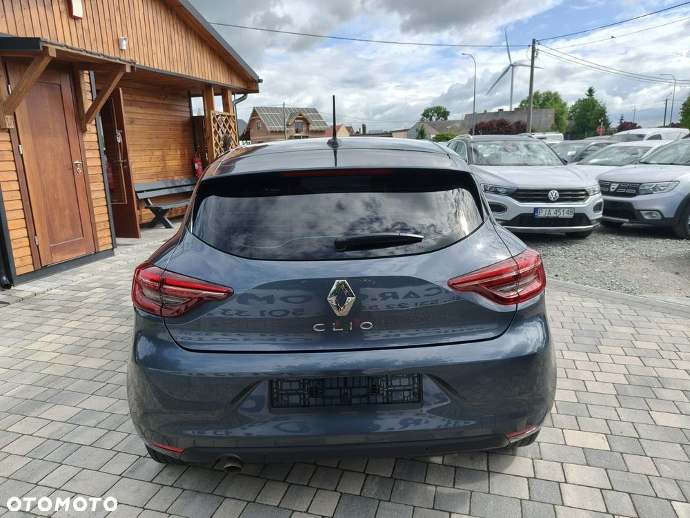 Renault Clio - 5
