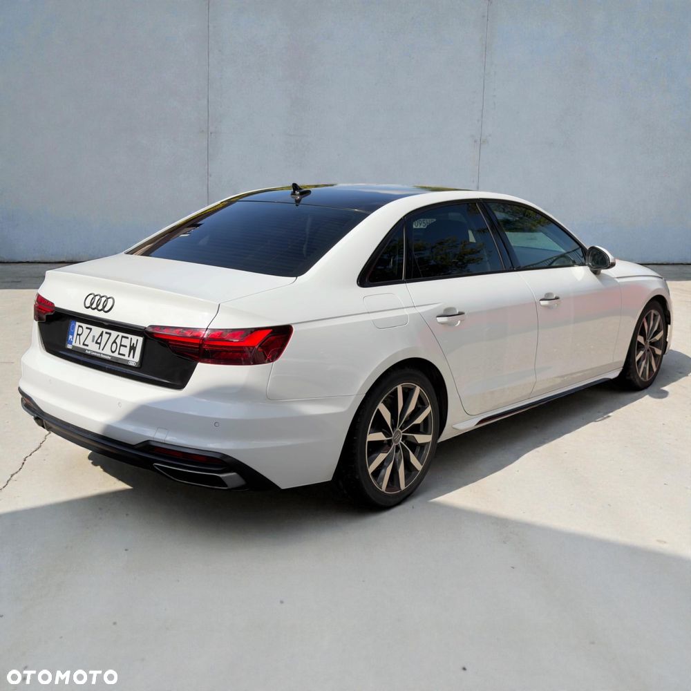 Audi A4 Limousine 40 TFSI quattro S tronic - 4