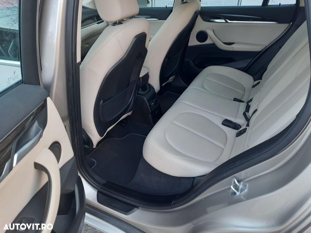 BMW X1 xDrive25e xLine - 11