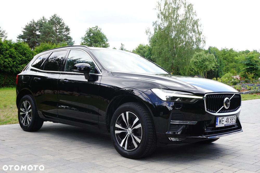 Volvo XC 60 B5 B AWD Momentum Pro - 3