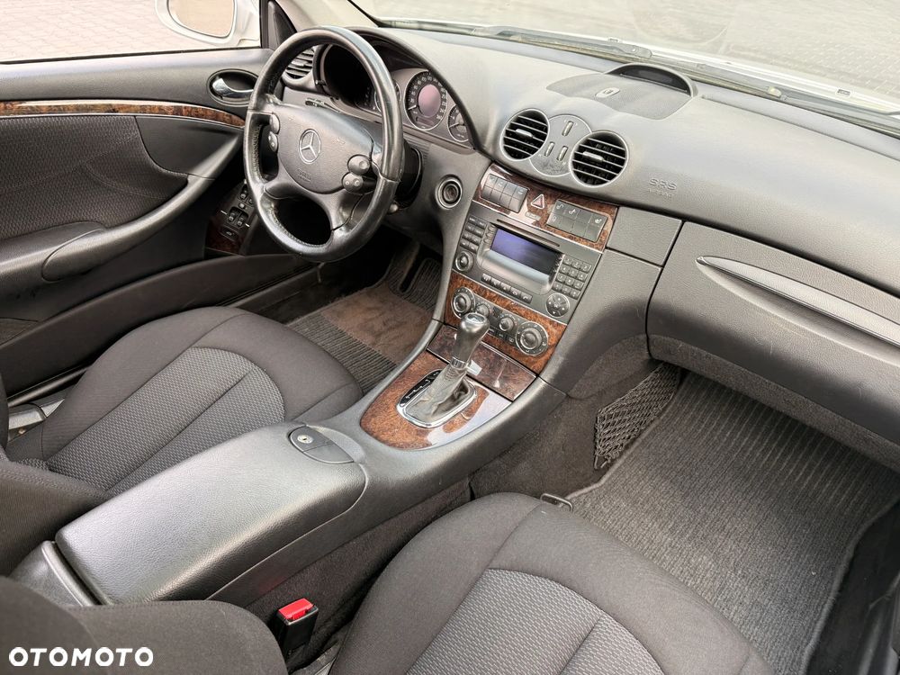 Mercedes-Benz CLK - 26