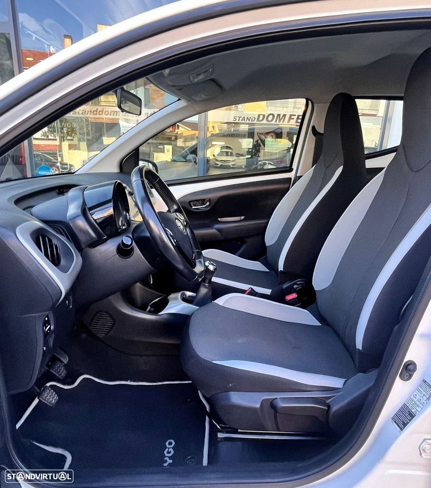 Toyota Aygo 1.0 X-Play+AC+X-Touch - 34